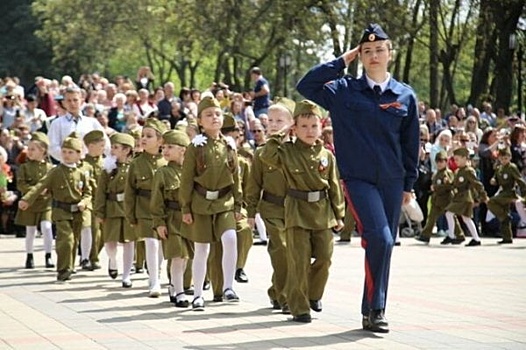 В Госдуме раскритиковали «Парад дошкольных войск»