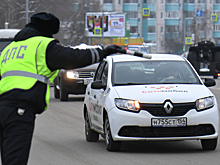 «Бутылки и сигареты»: Автоэксперт усомнился в штрафах для водителей за мелкий мусор