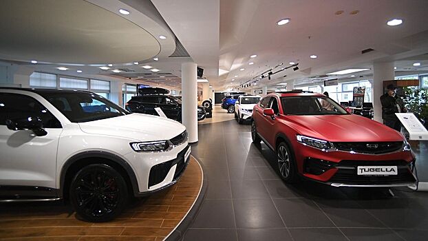 Банки начали кредитовать автодилеров для покупок авто за рубежом