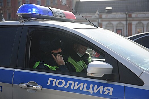 Каршеринговый автомобиль сбил двух пешеходов в Москве