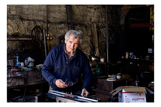 Маленькие пенсии: за 15 лет работающих пенсионеров стало в полтора раза больше