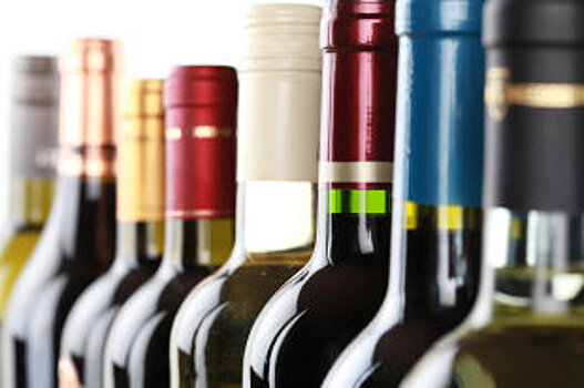 Вино из винограда вытесняют дешевые фруктовые алкогольные напитки