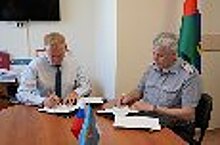 Начальник УФСИН России по Тюменской области подписал соглашение о сотрудничестве с региональным Уполномоченным по правам ребенка и Уполномоченным по правам предпринимателей