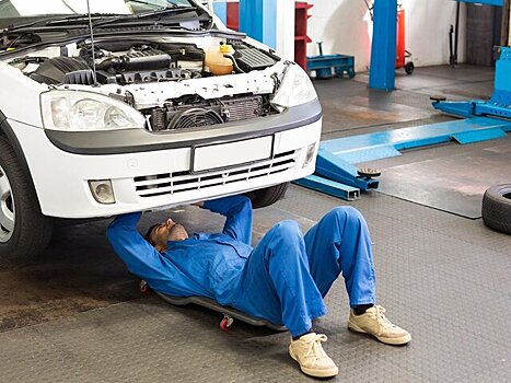 Депутат Никитин: из-за западных санкций россиянам не хватает автозапчастей