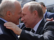 «Россия, дай денег»: зачем Белоруссия залезает в долги