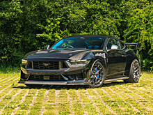 Clive Sutton представила Ford Mustang Dark Horse