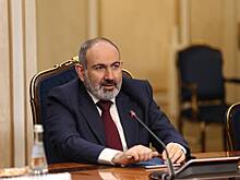 Пашинян пригласил нового премьера Франции в Армению