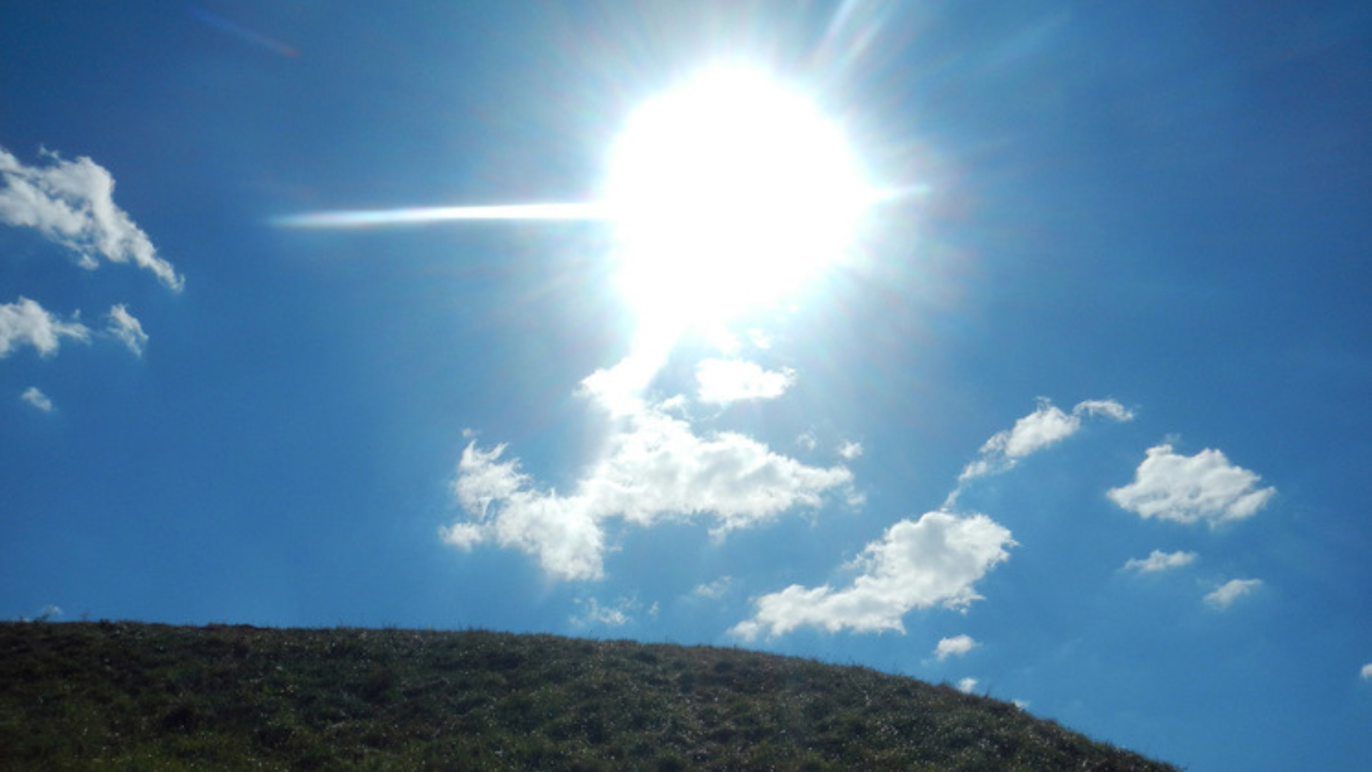 Ученые спорят о последствиях для жителей Земли сильнейшей вспышки на Солнце