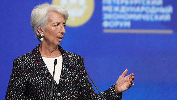 Глава МВФ предупредила о рисках для рынков из-за растущего доллара