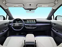Новый Nissan Leaf: из хэтчбека — в кроссоверы