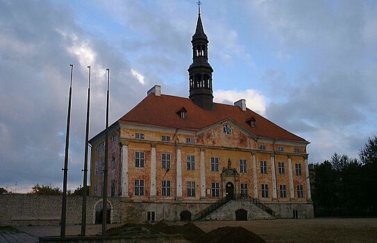 Старый город в эстонской Нарве ждет реконструкция