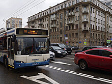 Заказным автобусам разрешат ездить по выделенным полосам