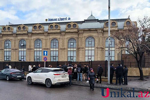 Суд арестовал стрелявшего в учителя в лицее Баку подростка на 4 месяца