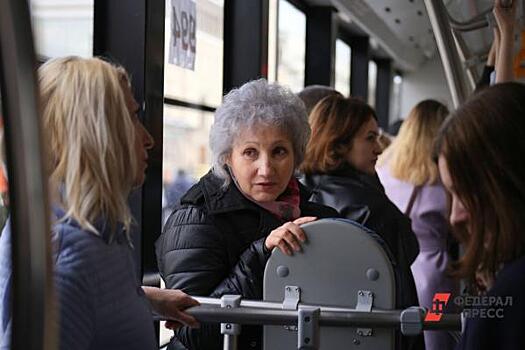 Россия передала Мариуполю 20 автобусов