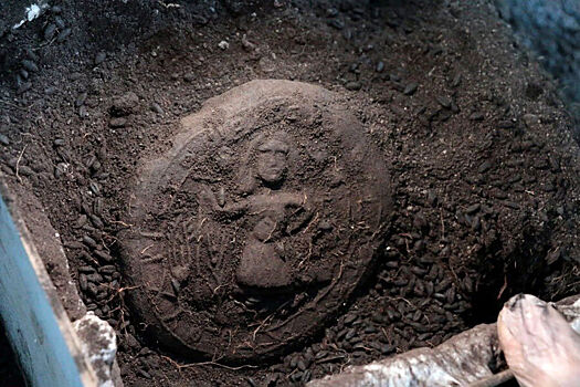 Найден 1200-летний хлеб с изображением Иисуса Христа