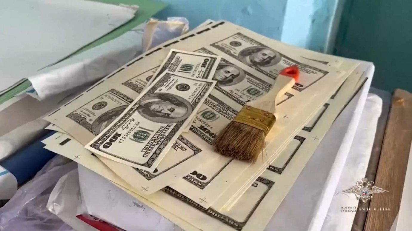 В Пензе вынесли приговор за подделку 100-долларовых купюр