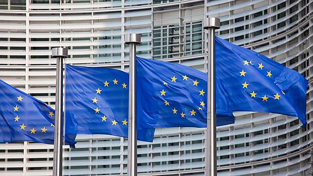 Bloomberg: ЕС запретит доступ в свои порты 11 кораблям
