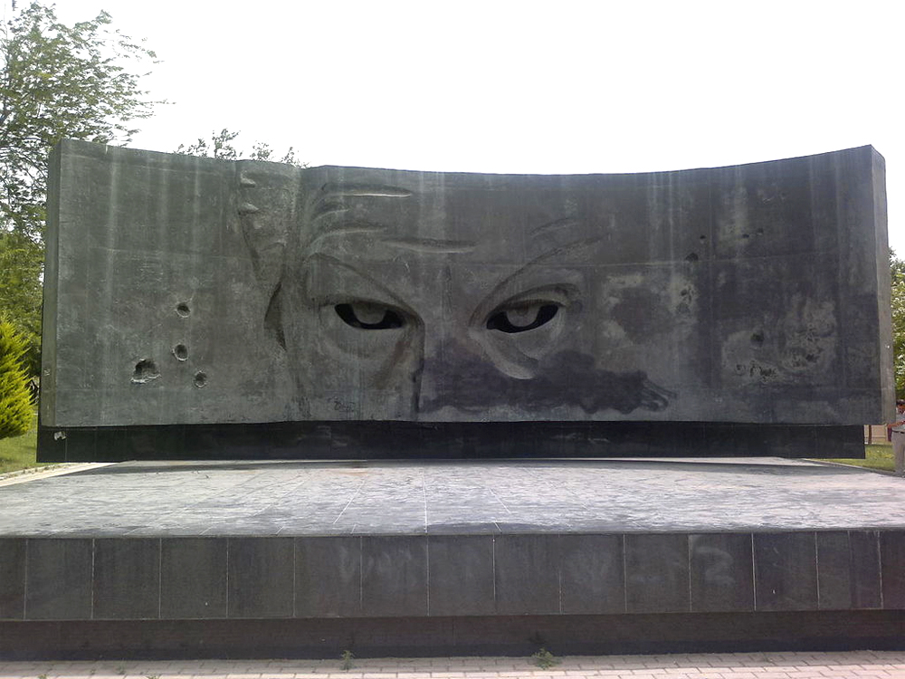 Памятник Рихарду Зорге, Баку, Азербайджан