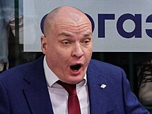 Андрей Разин: «Cупруга подарила расслабляющий тренажер – массаж головы делает, с расслабляющими звуками, искусственного интеллекта нет. Еще кресло есть – классно расслабляешься»