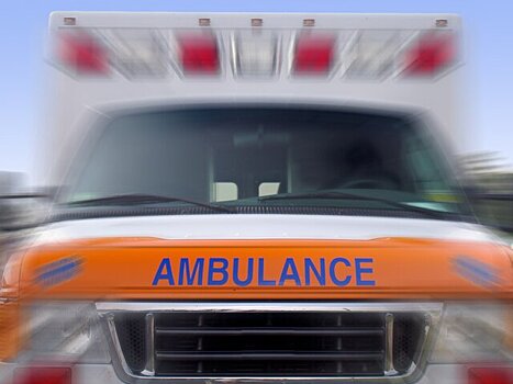 7News: гоночный автомобиль врезался в толпу зрителей на автодроме в Австралии