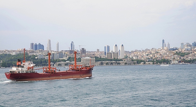США сняли с турецкого танкера санкции за нарушение потолка цен на нефть