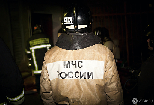 Гараж загорелся в кузбасском городе