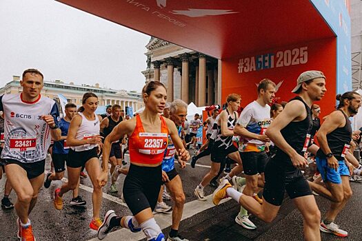 ЗаБег.РФ в Петербурге. Даже дождь решил подождать