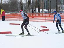 Около 300 спортсменов вышло на старт первенства по лыжным гонкам в Вологде