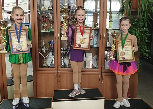 Фигуристка школы «СТЕРХ» завоевала бронзу открытых соревнований