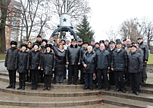 Командующий Балтийским флотом принял участие в мероприятии, посвященном памяти Александра Маринеско
