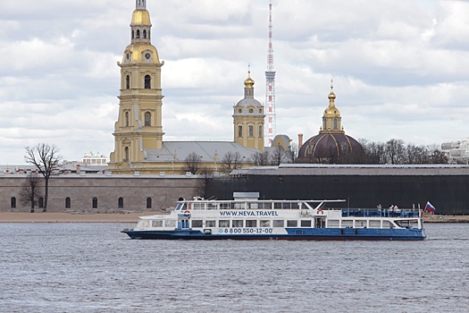 Навигация в Санкт-Петербурге открылась в рекордно ранние сроки