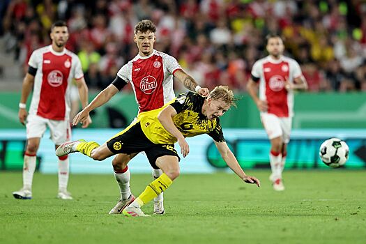 Дортмундская «Боруссия» с минимальным счётом обыграла «Рот-Вайсс Эс» в Кубке Германии