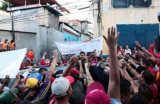 Власти Венесуэлы арестовали более 360 протестующих против Мадуро