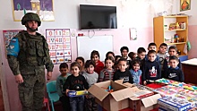 Российские миротворцы привезли гуманитарную помощь детям из Нагорного Карабаха