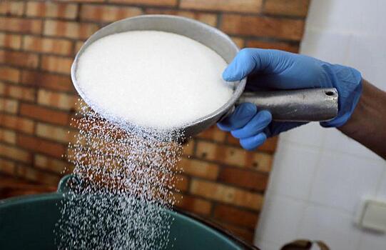 В России с начала года подешевел сахар