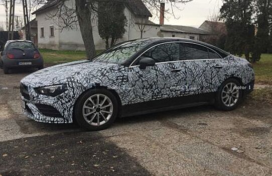 Mercedes CLA 2020 попал на снимки шпионов в Европе