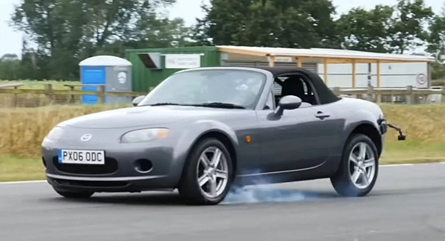 Способен ли профессиональный автогонщик замедлить скорость быстрее, чем ABS?