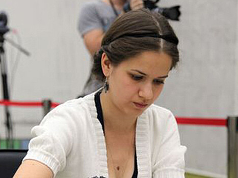 Алина Кашлинская выиграла чемпионат Европы по шахматам