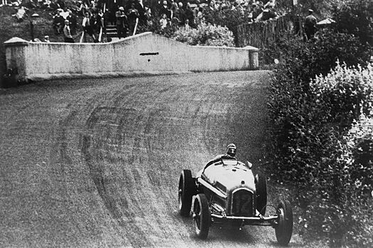 Как Тацио Нуволари выиграл Гран-при Германии 1935 года, обойдя на «Альфа Ромео» все «Мерседесы» и «Ауто Юнион»