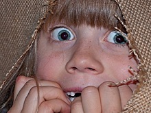 Белгородскую школьницу заставили просить милостыню в автобусе