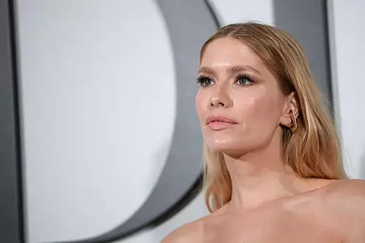 38-летняя модель Елена Перминова распродает одежду по объявлению за 2,3 млн