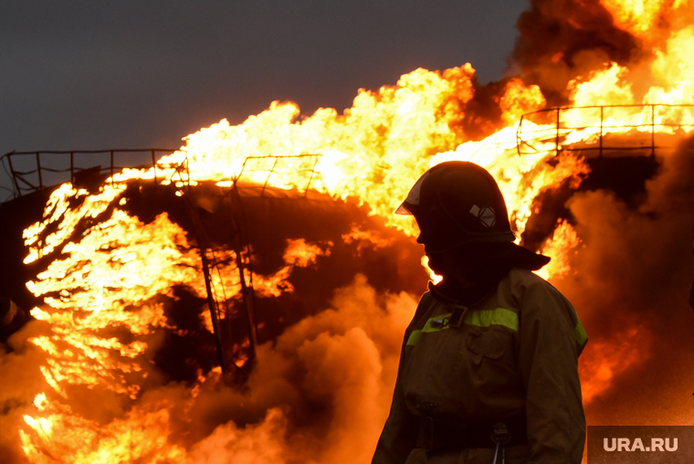 Гладков: произошел пожар на инфраструктурном объекте под Белгородом
