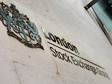 Бумаги компаний РФ закрыли торги в Лондоне в плюсе