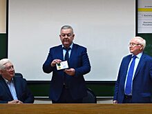 В Пензе экс-председателя облсуда поздравили с юбилеем