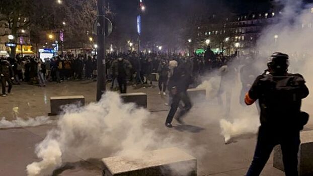 РВ: Во Франции 1 млн человек участвуют в антиправительственным протестах