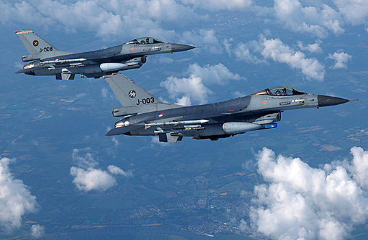 Лавров: передачу Украине истребителей F-16 Москва воспримет как угрозу в ядерной сфере