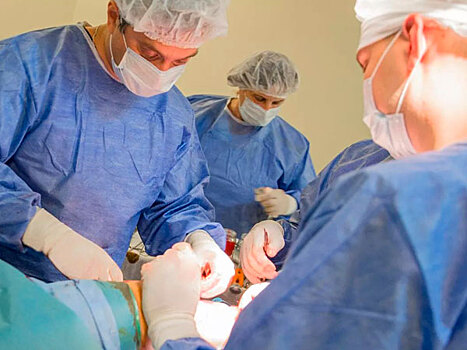 Хирурги больницы №17 в Солнцево провели многоэтапную операцию на голени пациента