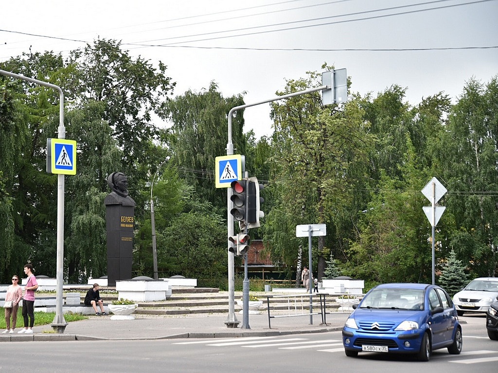 В новом режиме начали работать несколько светофоров в центре Вологды