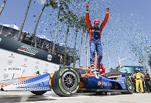 Скотт Диксон выиграл этап IndyCar в Детройте