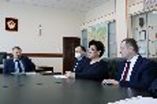 Врио начальника УФСИН России по Республике Саха (Якутия) и федеральный инспектор по Республике Саха (Якутия) обсудили вопросы создания в регионе участков, функционирующих как исправительные центры